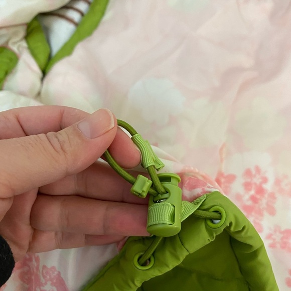 Firefly Puffer Vest, Size M - Picture 4 of 8